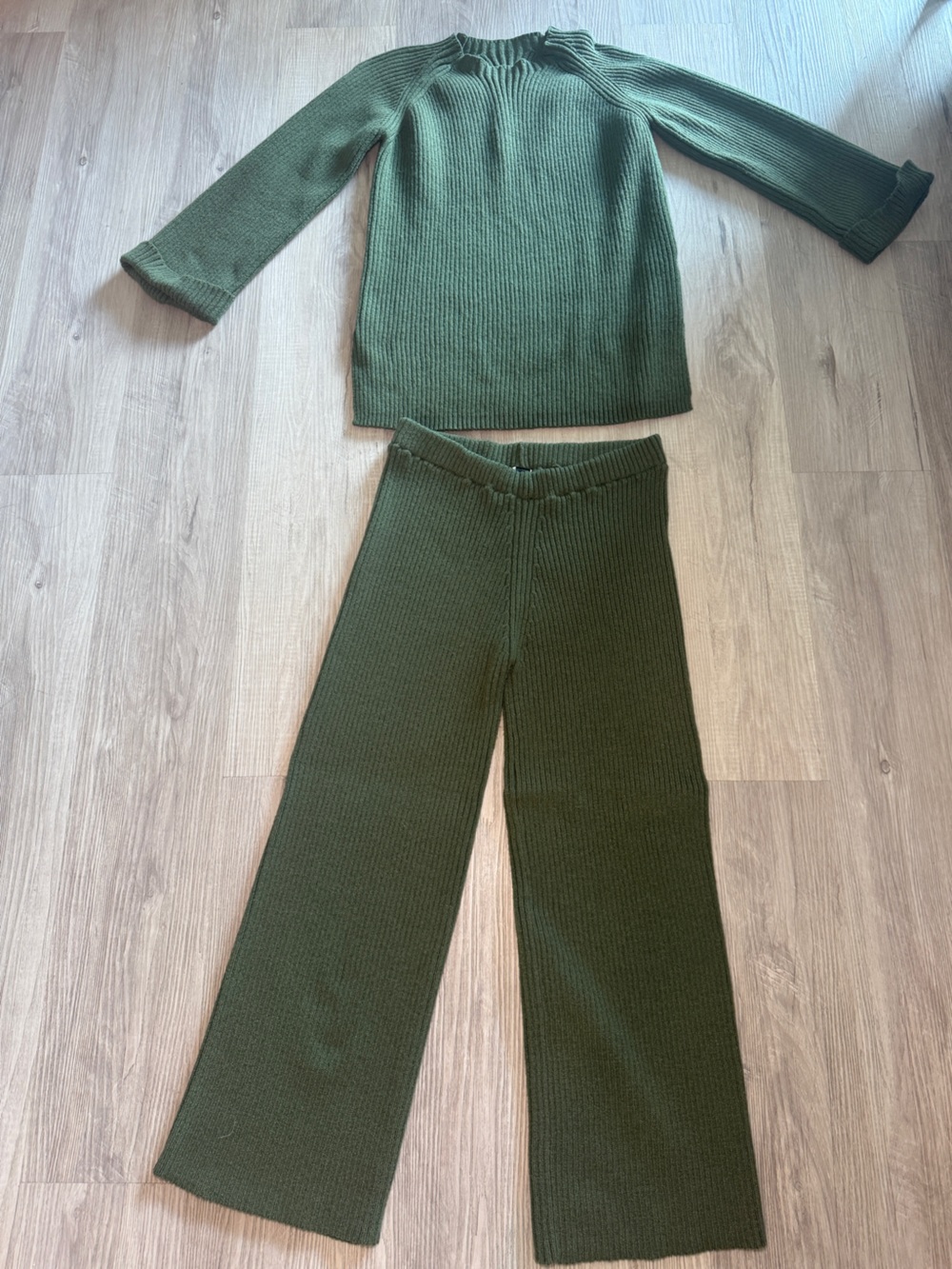 SHEIN Olive Green Ribbed Kids Jogger Pants